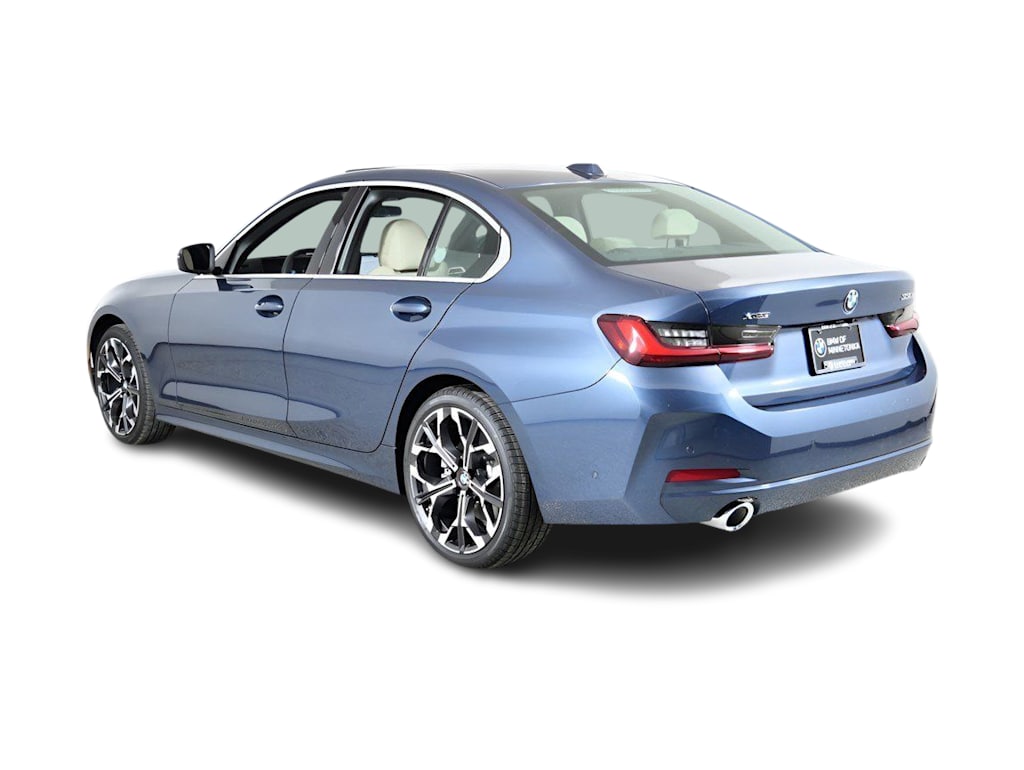 Thumbnail: 2026 BMW 3 Series - 4