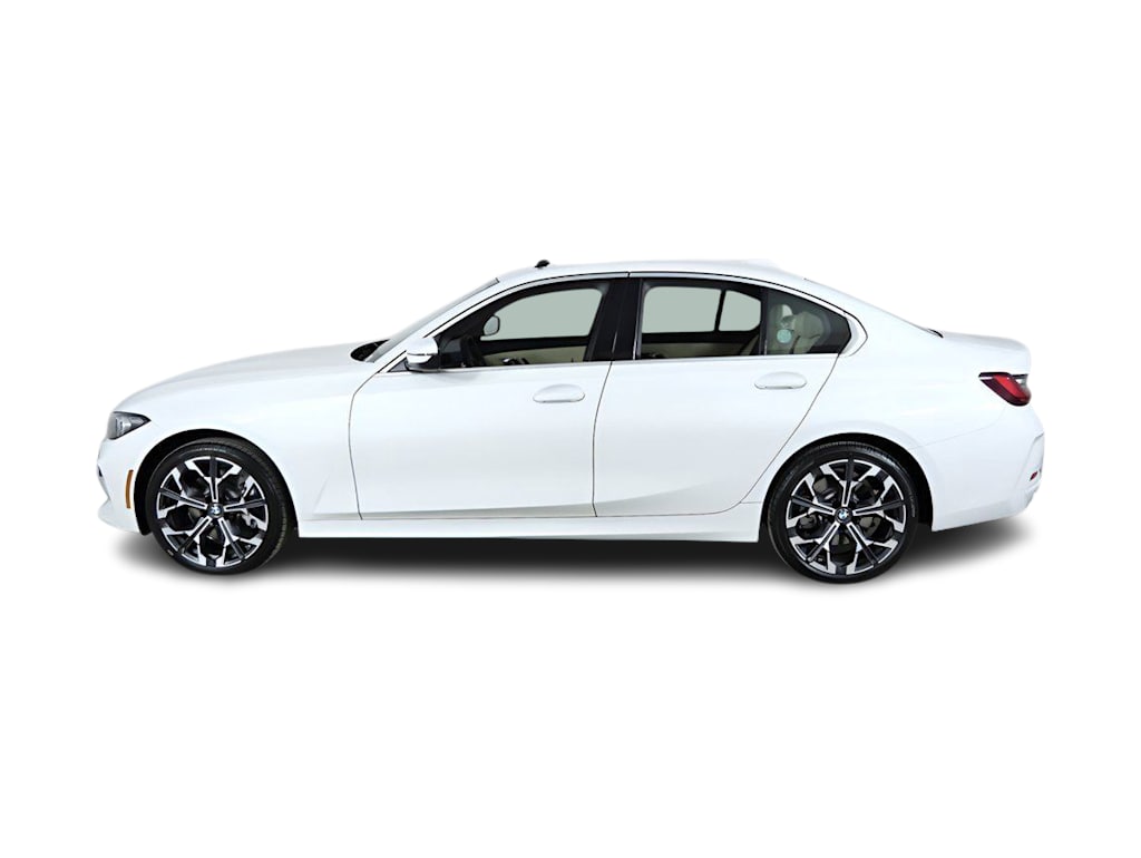 Thumbnail: 2026 BMW 3 Series - 3