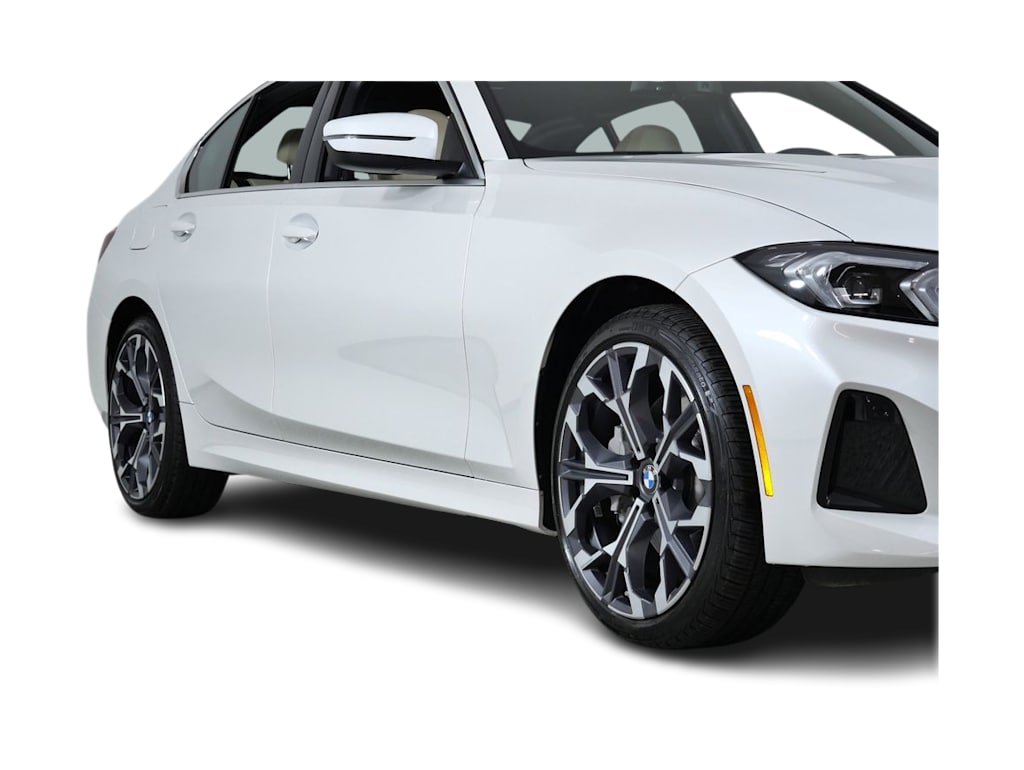 Thumbnail: 2025 BMW 3 Series - 19