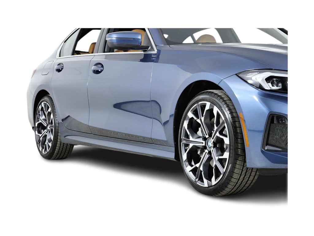 Thumbnail: 2026 BMW 3 Series - 19