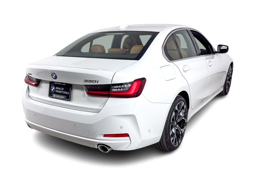 Thumbnail: 2025 BMW 3 Series - 16