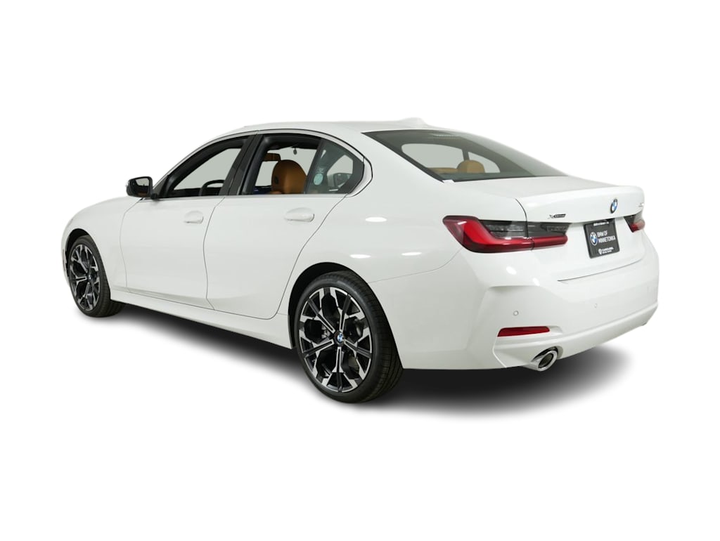 Thumbnail: 2025 BMW 3 Series - 4