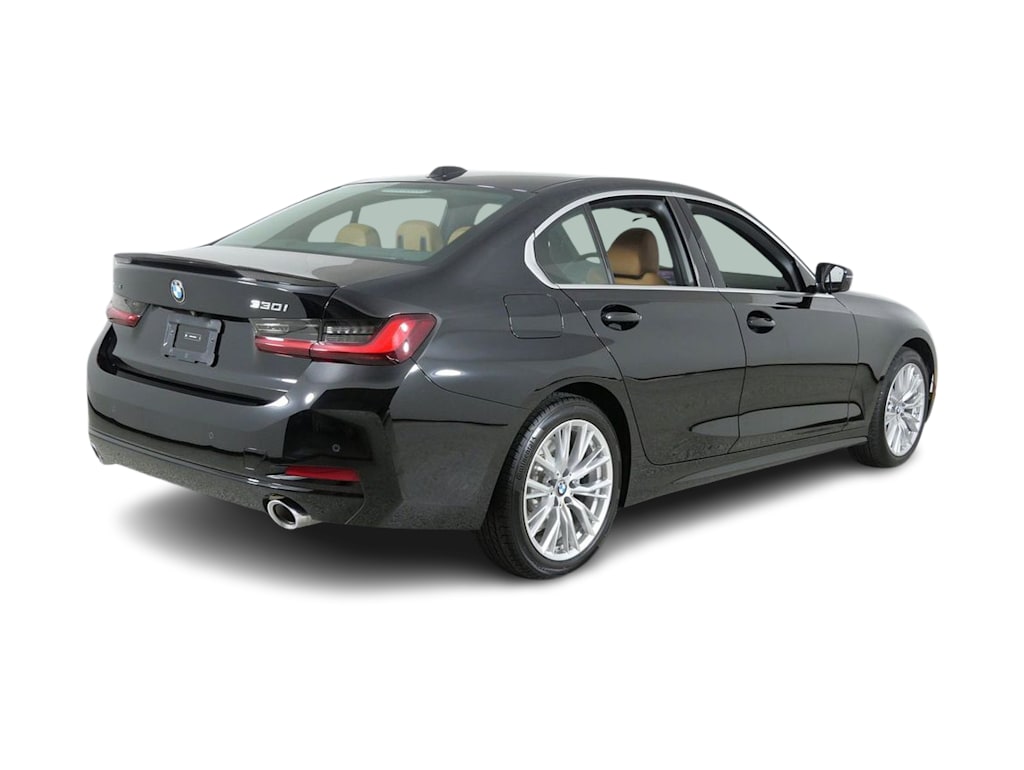 Thumbnail: 2024 BMW 3 Series - 21