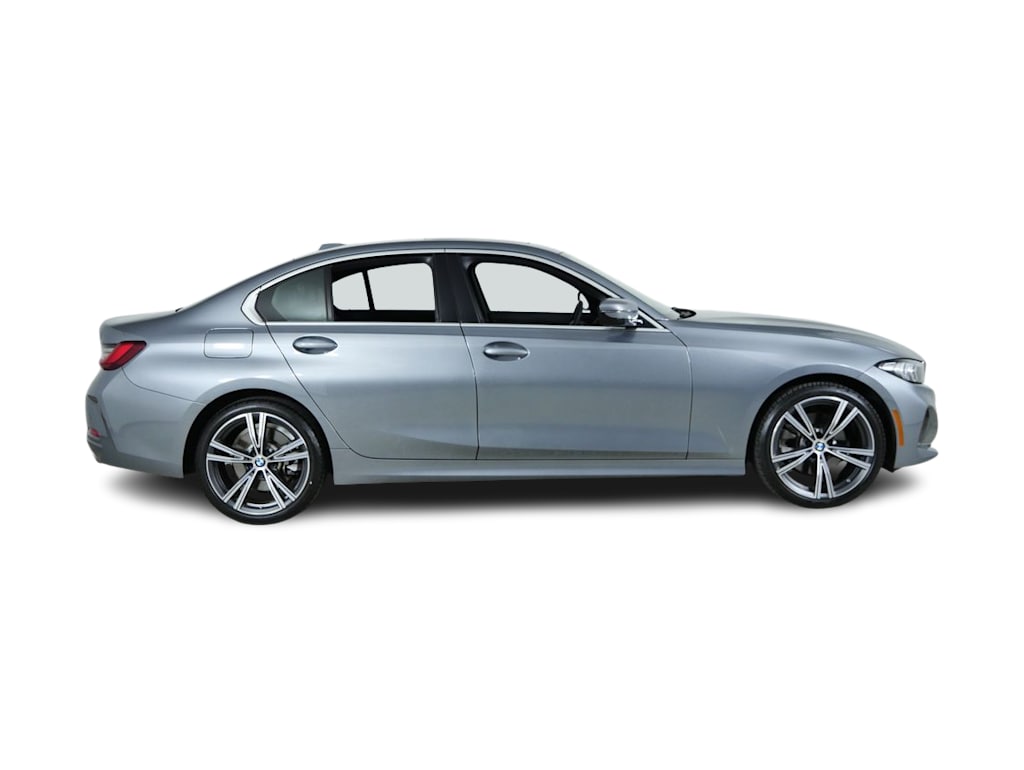 Thumbnail: 2024 BMW 3 Series - 23