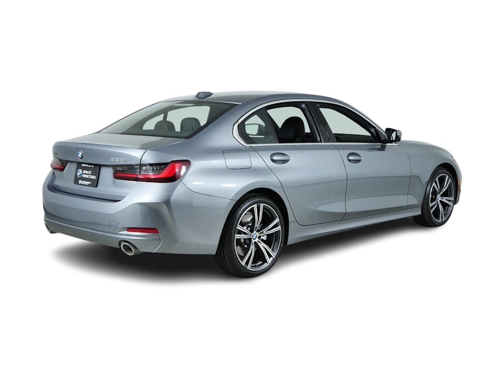 Thumbnail: 2024 BMW 3 Series - 24