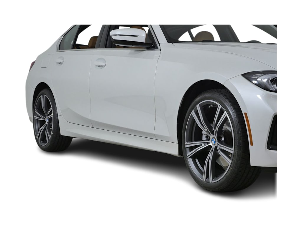 Thumbnail: 2024 BMW 3 Series - 19