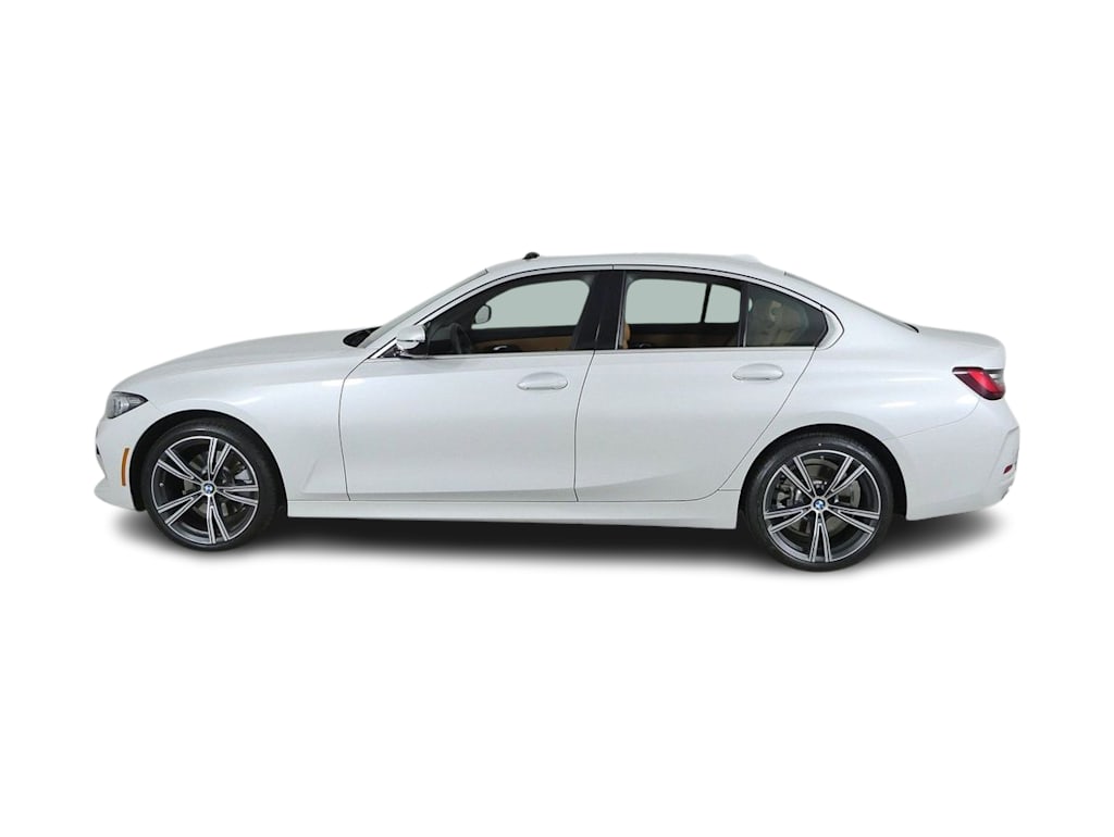 Thumbnail: 2024 BMW 3 Series - 26