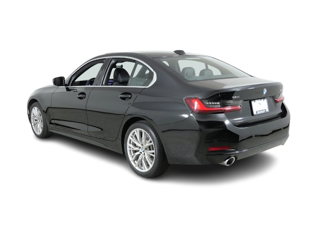 Thumbnail: 2024 BMW 3 Series - 4