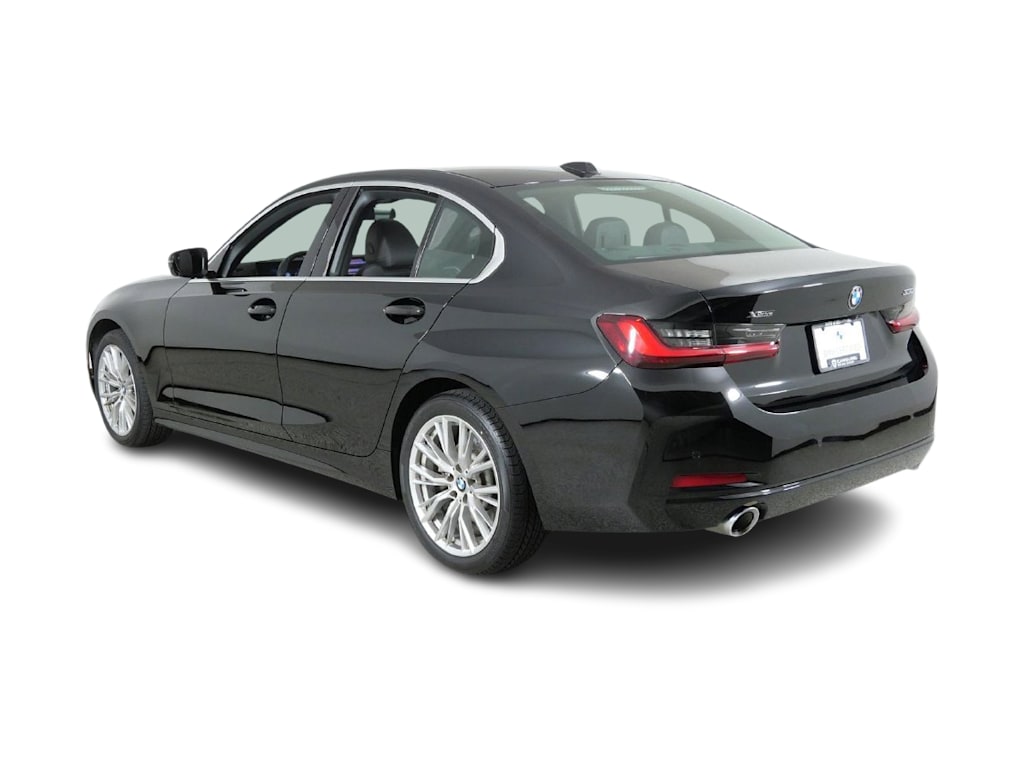 Thumbnail: 2024 BMW 3 Series - 4