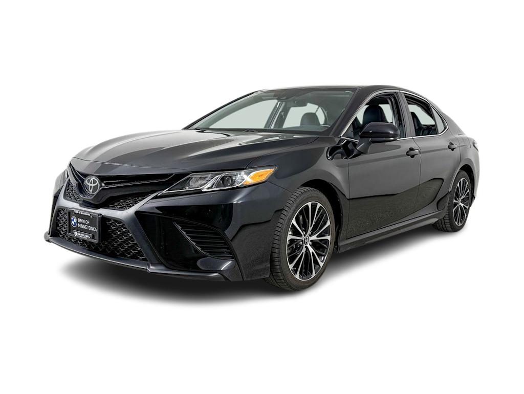 Used 2019 Toyota Camry SE with VIN 4T1B11HK4KU218435 for sale in Saint Paul, Minnesota
