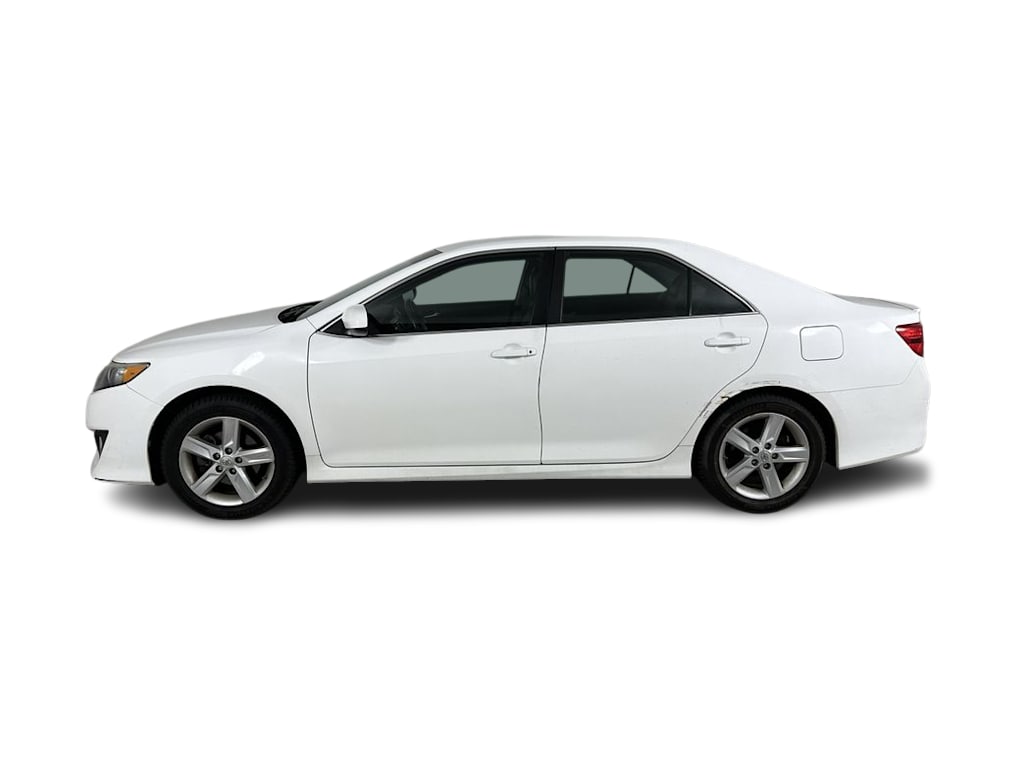Thumbnail: 2012 Toyota Camry - 10
