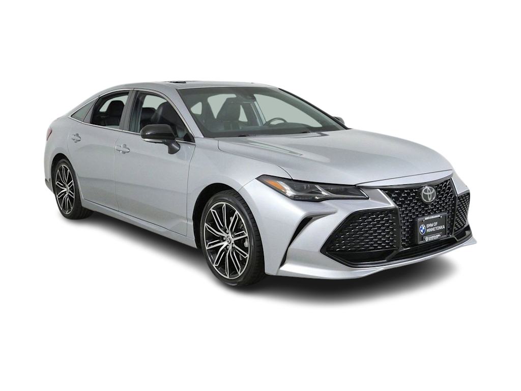 Thumbnail: 2022 Toyota Avalon - 17