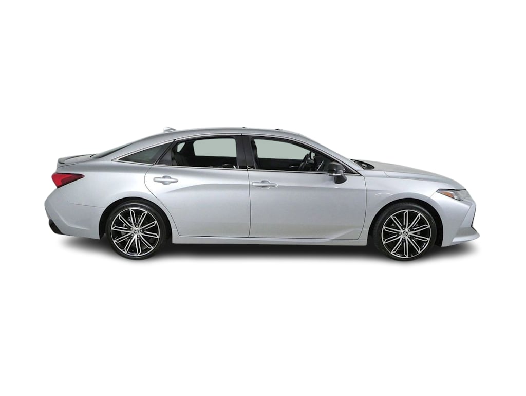 Thumbnail: 2022 Toyota Avalon - 18