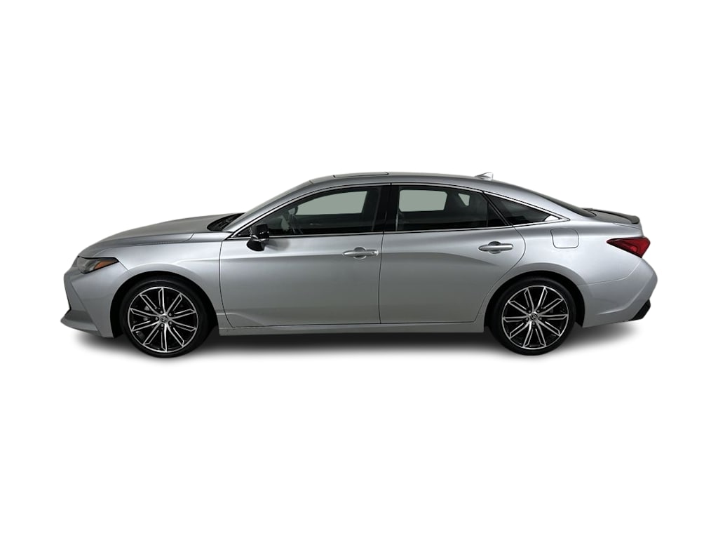 Thumbnail: 2022 Toyota Avalon - 9