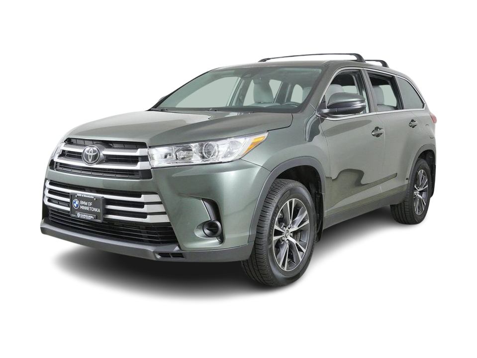 Used 2019 Toyota Highlander LE with VIN 5TDBZRFH7KS931496 for sale in Coon Rapids, Minnesota