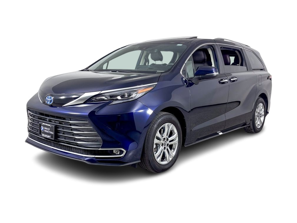 Used 2024 Toyota Sienna Platinum with VIN 5TDESKFC5RS130637 for sale in Saint Paul, Minnesota