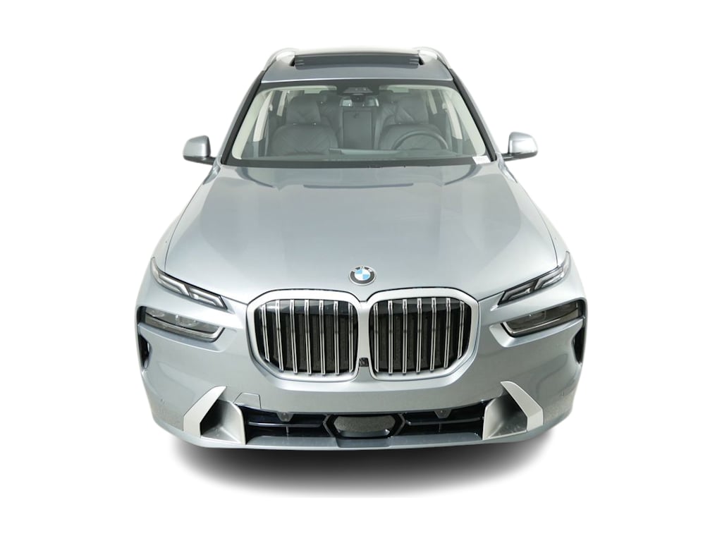 Thumbnail: 2026 BMW X7 - 25