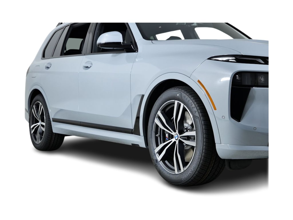 Thumbnail: 2026 BMW X7 - 17