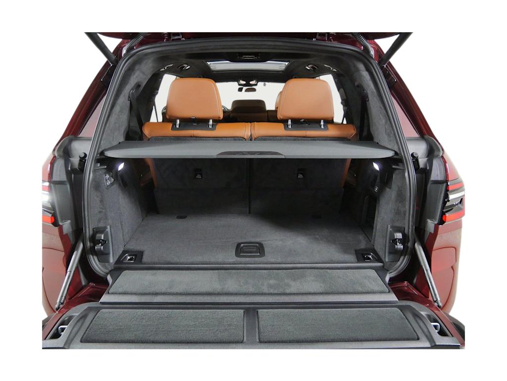Thumbnail: 2027 BMW X7 - 15