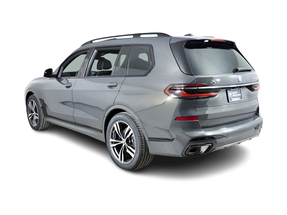 Thumbnail: 2026 BMW X7 - 4