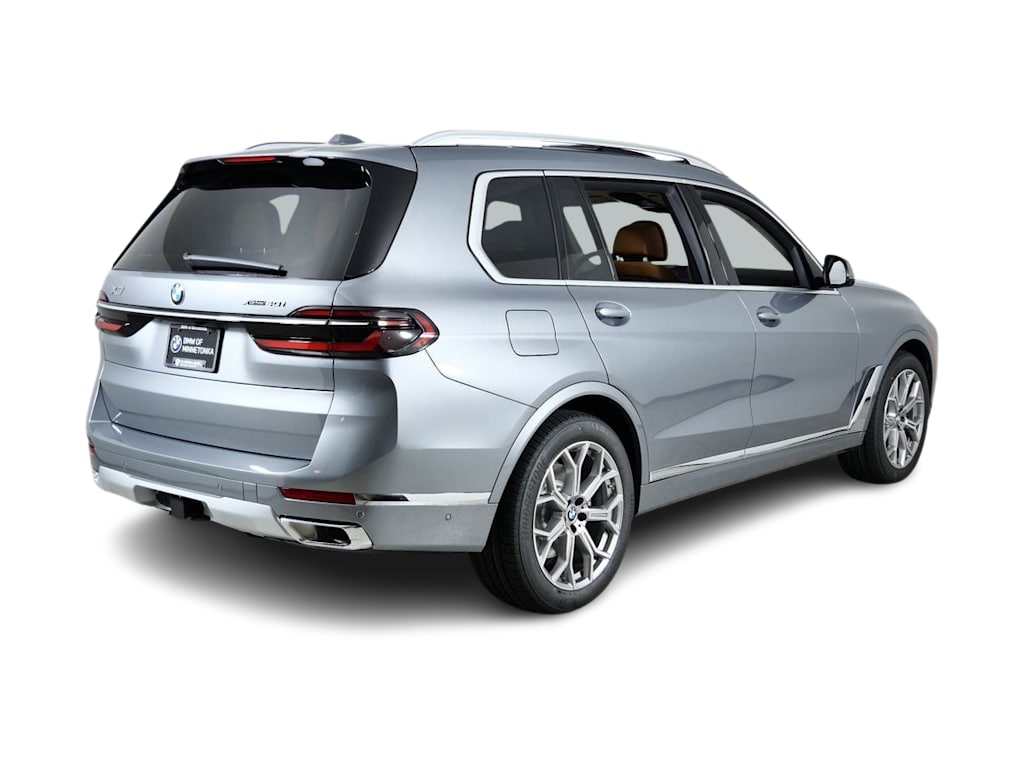 Thumbnail: 2026 BMW X7 - 21