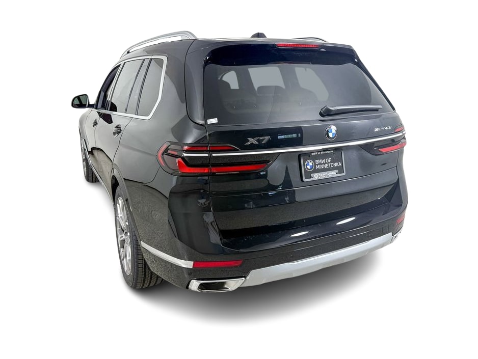 Thumbnail: 2026 BMW X7 - 4