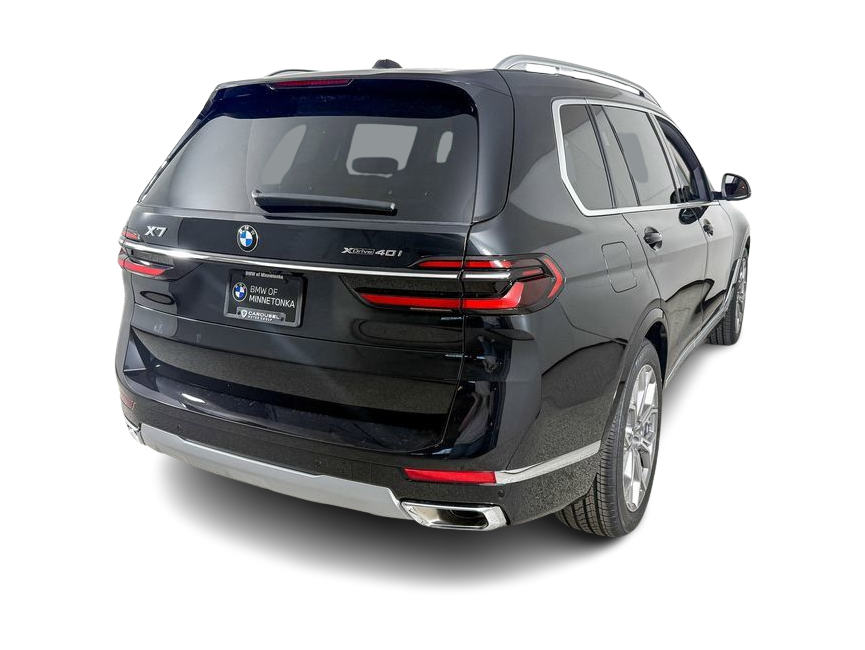 Thumbnail: 2026 BMW X7 - 17