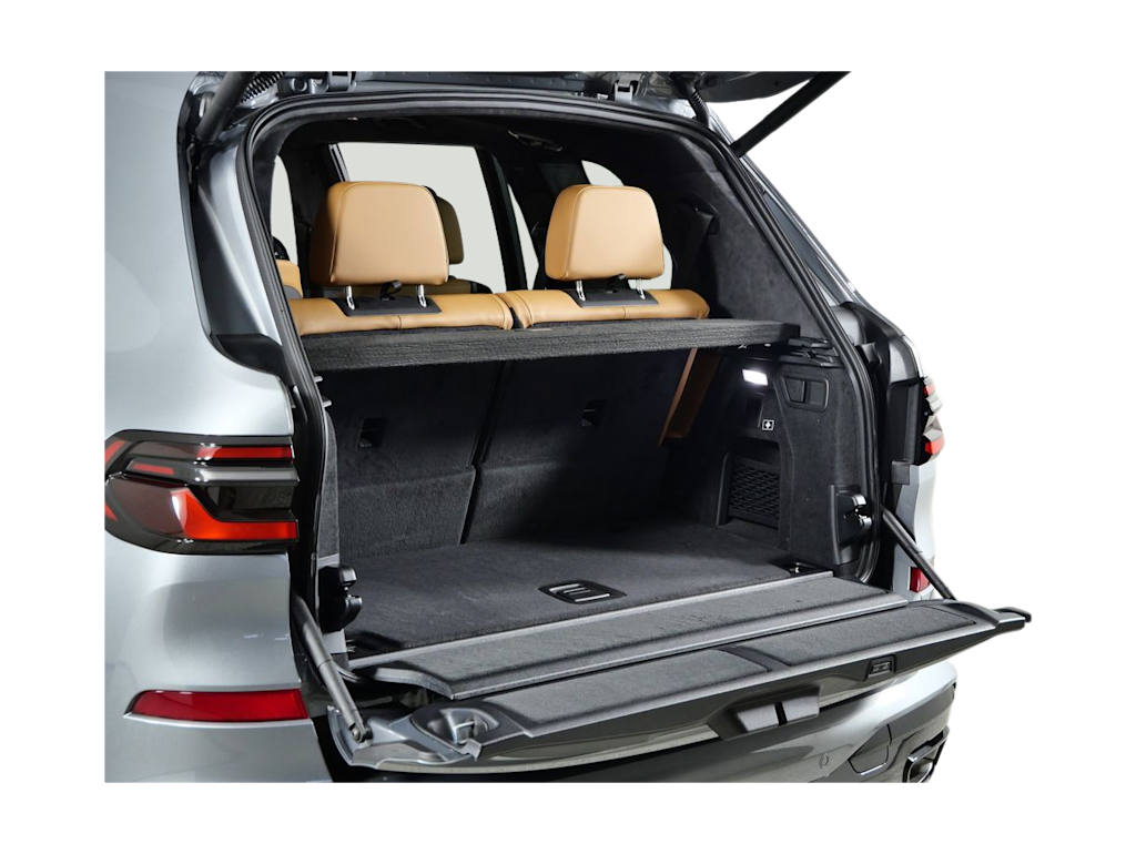 Thumbnail: 2026 BMW X7 - 33