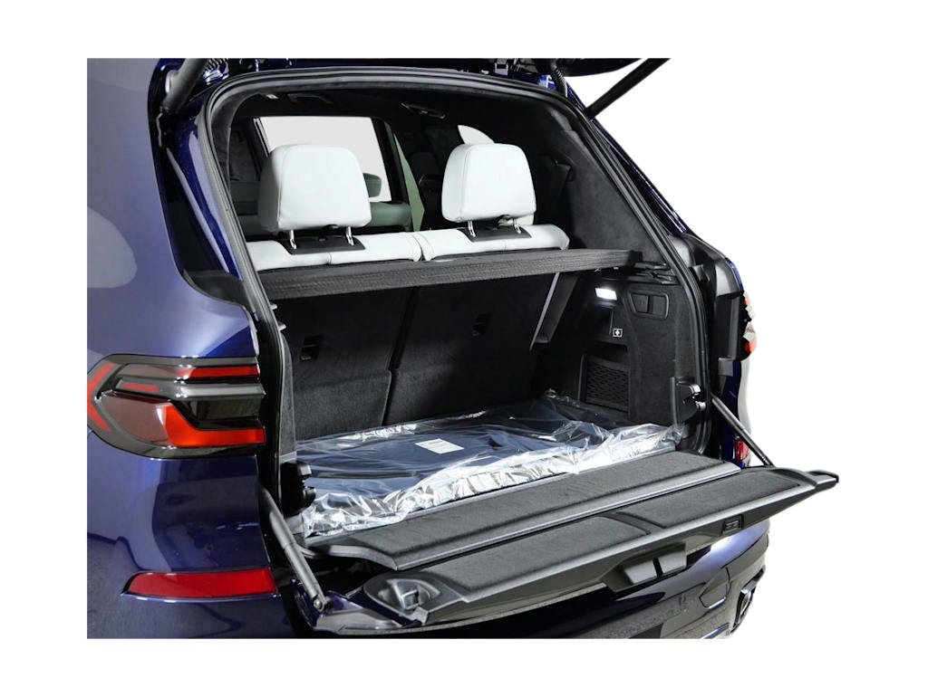 Thumbnail: 2026 BMW X7 - 34
