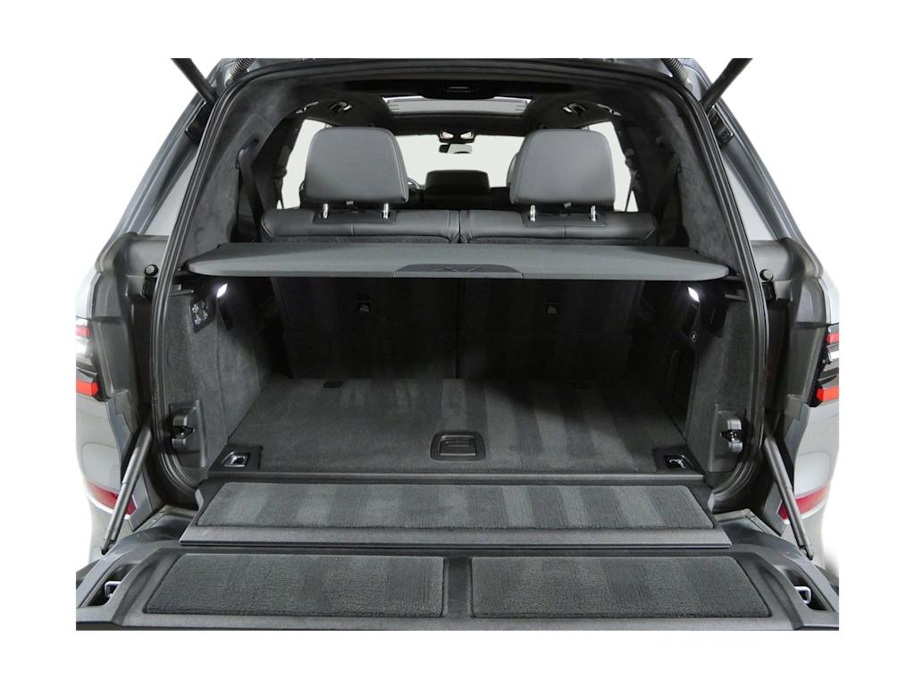 Thumbnail: 2023 BMW X7 - 15