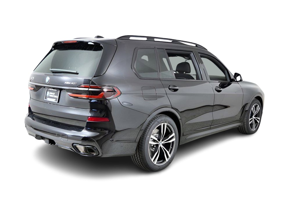 Thumbnail: 2026 BMW X7 - 18