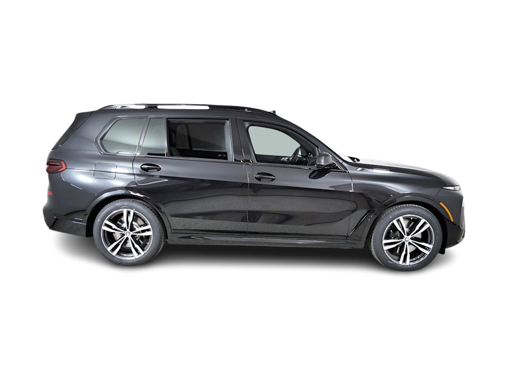 Thumbnail: 2026 BMW X7 - 17