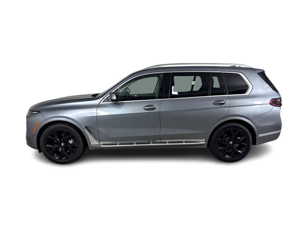 Thumbnail: 2025 BMW X7 - 11