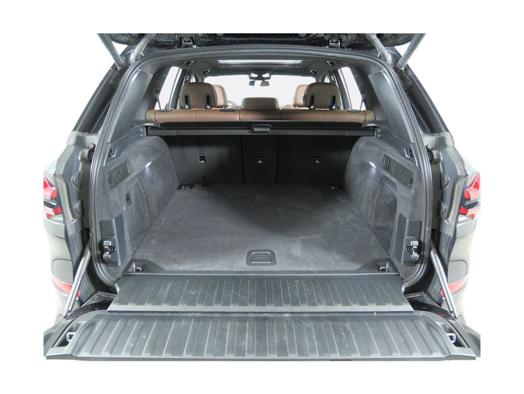Thumbnail: 2024 BMW X5 - 32