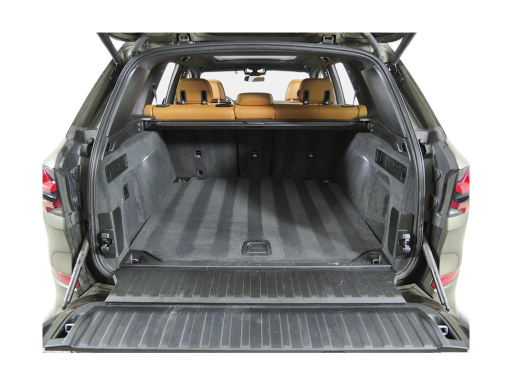 Thumbnail: 2024 BMW X5 - 15