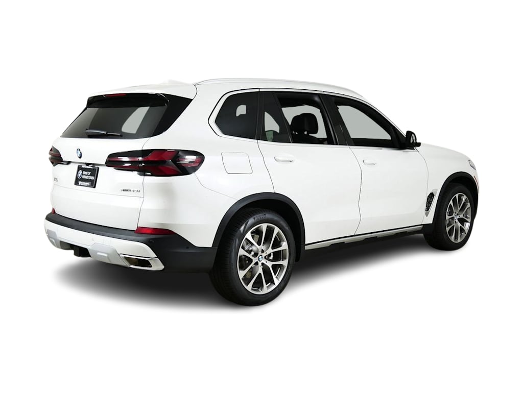 Thumbnail: 2026 BMW X5 - 23