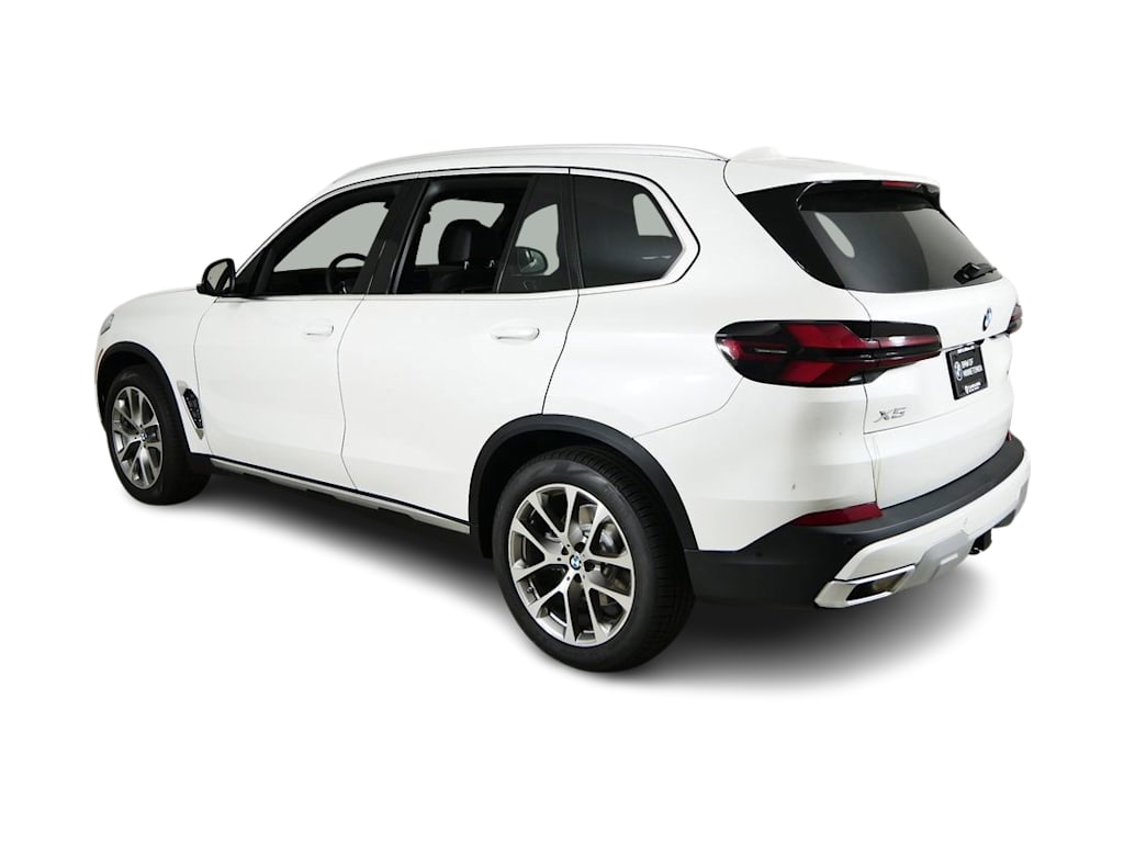 Thumbnail: 2026 BMW X5 - 4