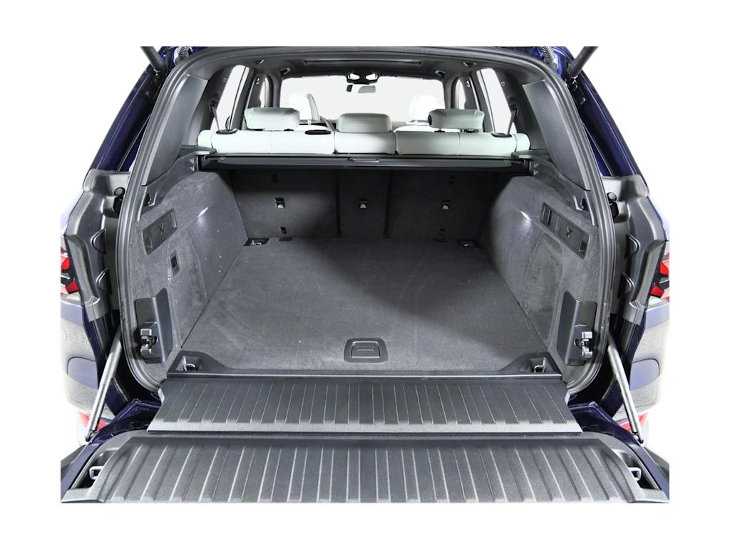 Thumbnail: 2026 BMW X5 - 15