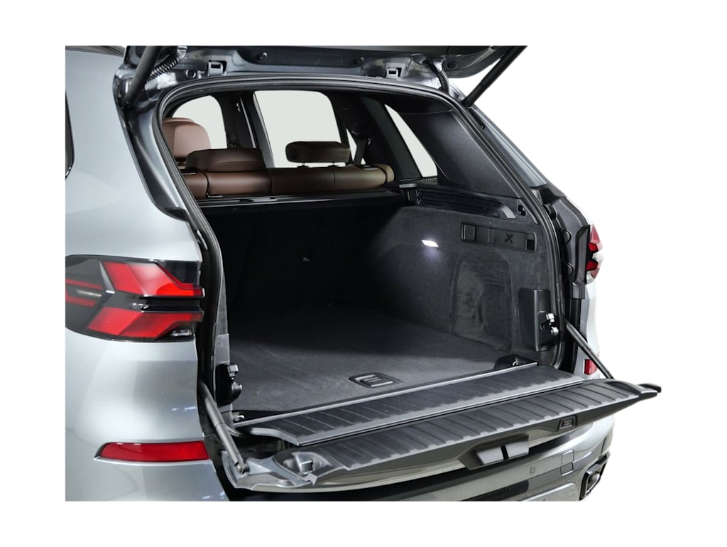 Thumbnail: 2026 BMW X5 - 34