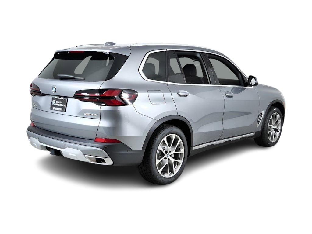 Thumbnail: 2026 BMW X5 - 21