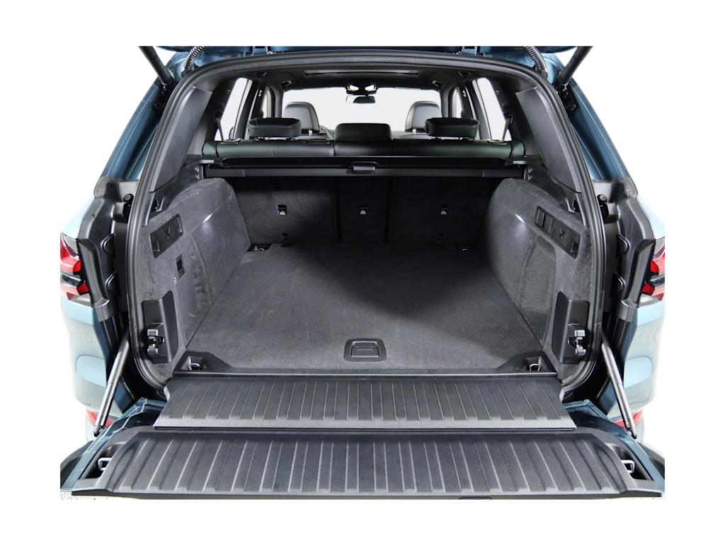 Thumbnail: 2026 BMW X5 - 32