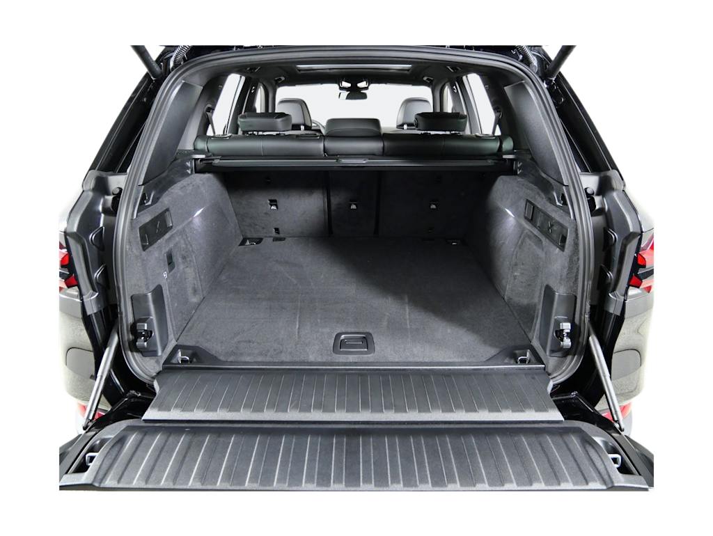 Thumbnail: 2026 BMW X5 - 15