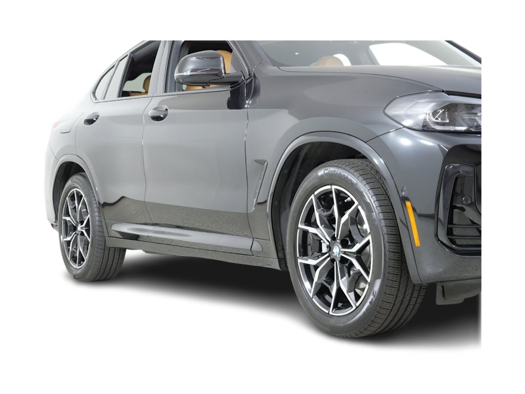 Thumbnail: 2024 BMW X4 - 19