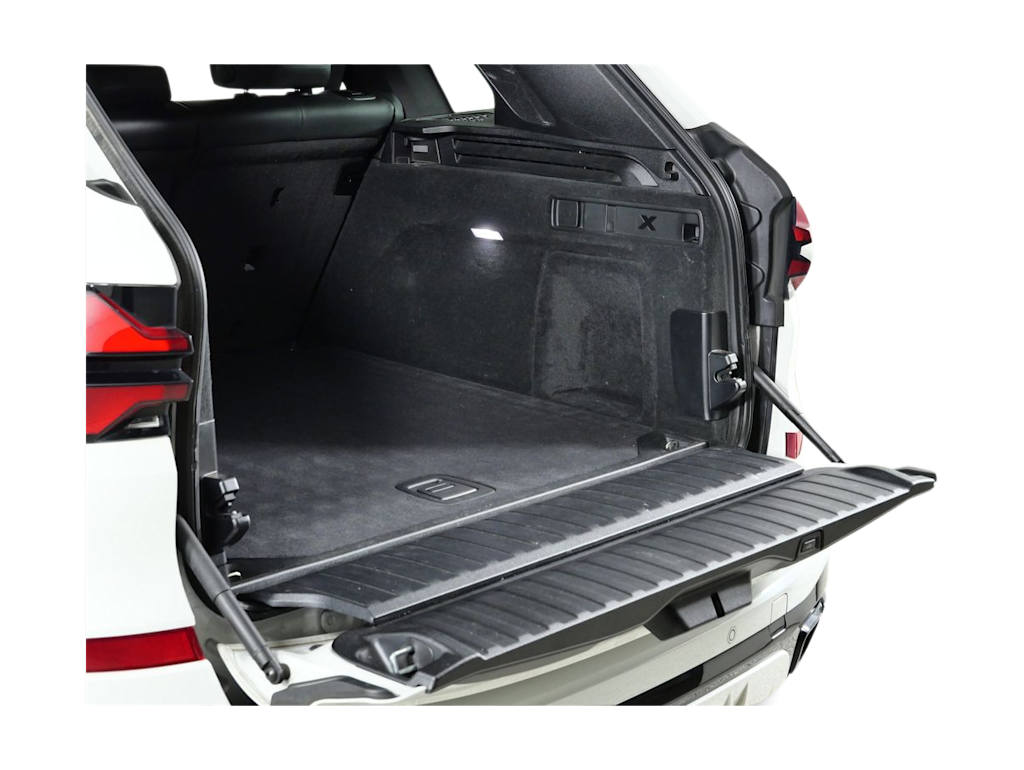 Thumbnail: 2024 BMW X5 - 14