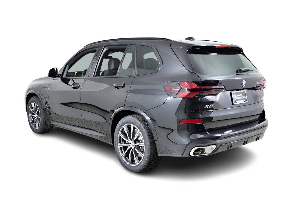 Thumbnail: 2026 BMW X5 - 4