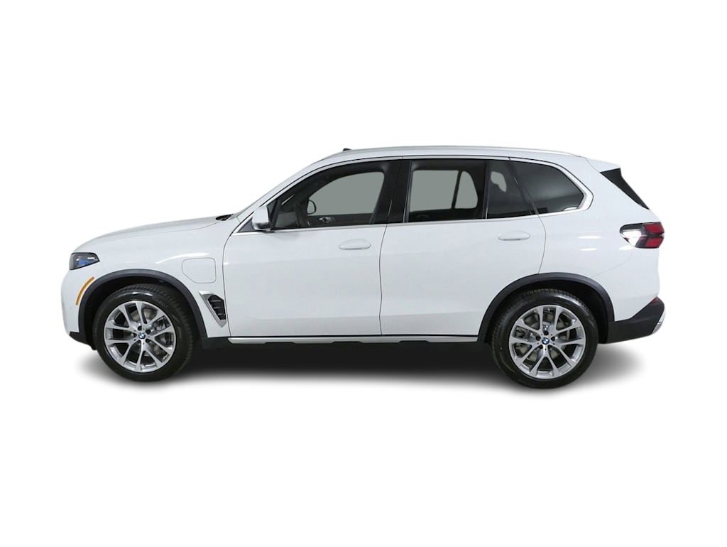Thumbnail: 2026 BMW X5 - 24