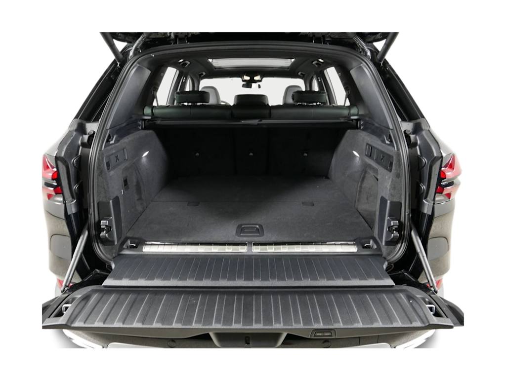 2025 BMW X5 xDrive50e 15