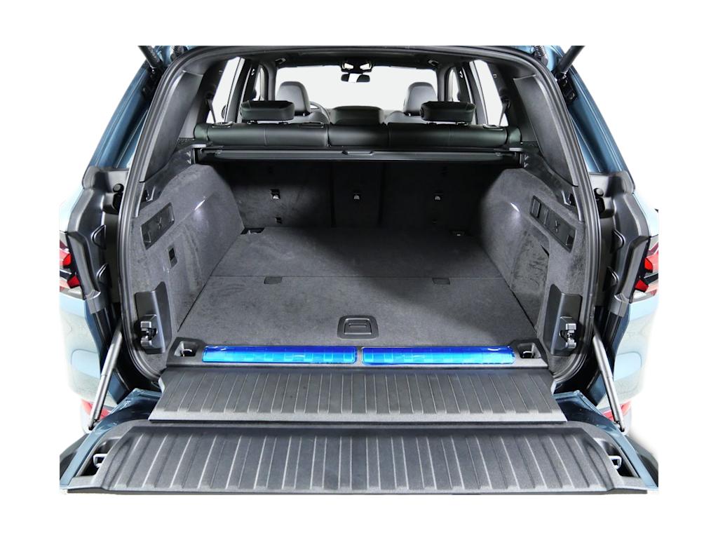 Thumbnail: 2026 BMW X5 - 15
