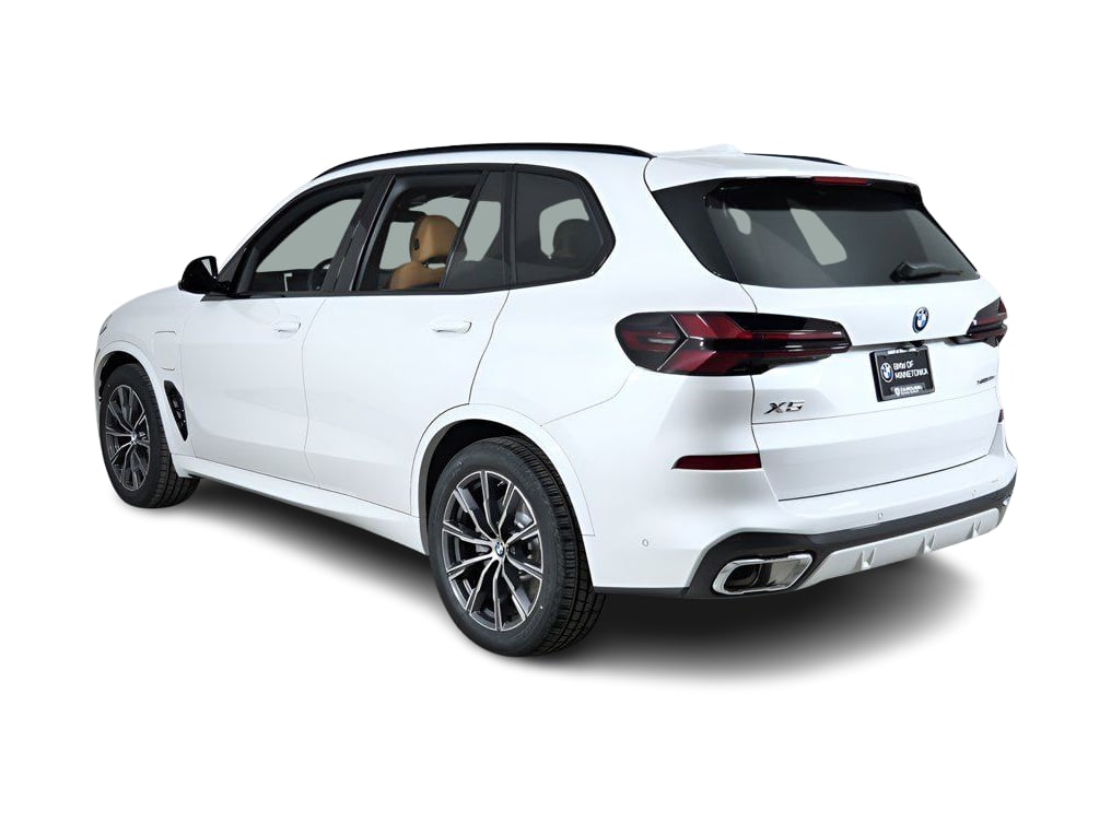 Thumbnail: 2026 BMW X5 - 4