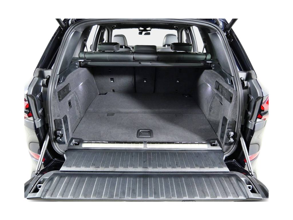 Thumbnail: 2026 BMW X5 - 31